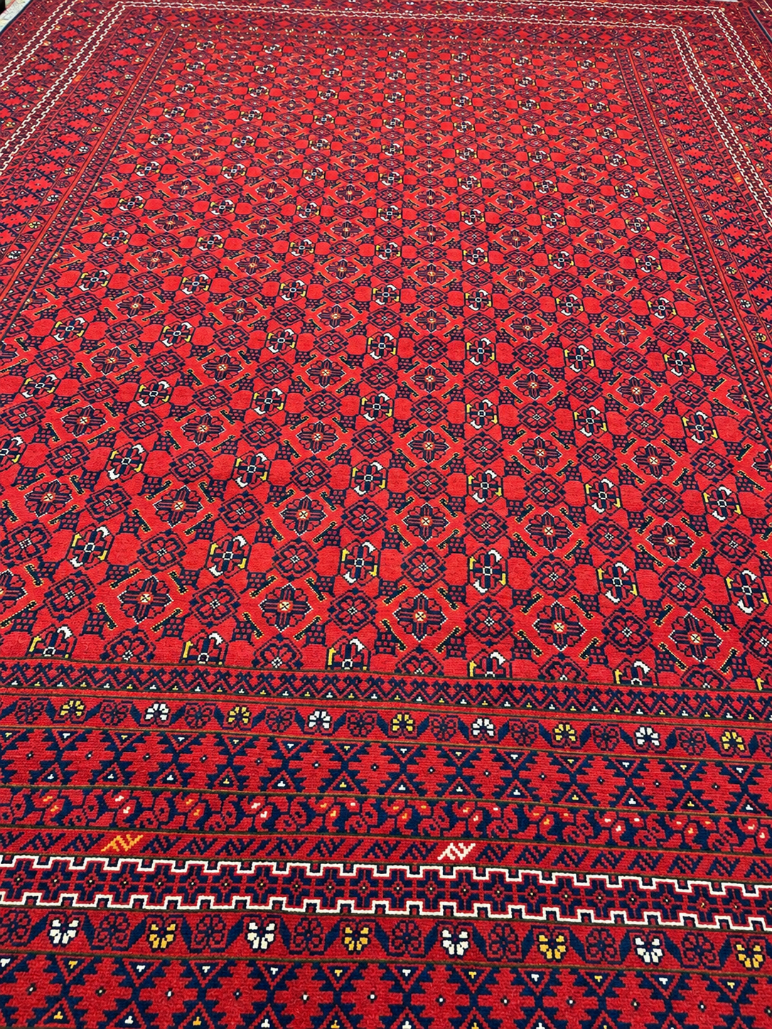 AFGHAN HANDWOVEN WOOL AFGHAN MOWRI GUL RUG (250 x 350 cm)