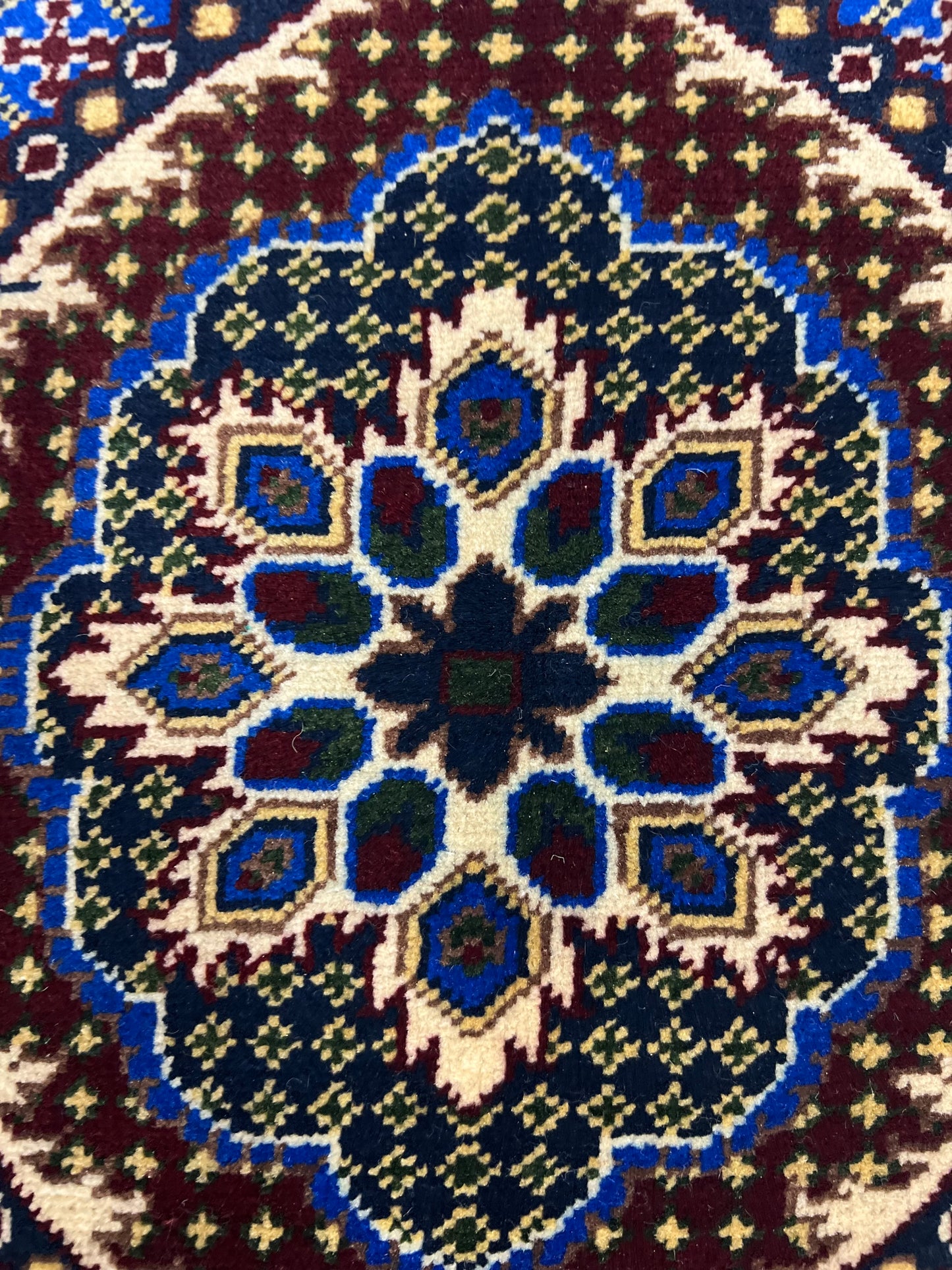 AFGHAN HAND-KNOTTED PURE-WOOL MARINOS (86 X 113 cm)