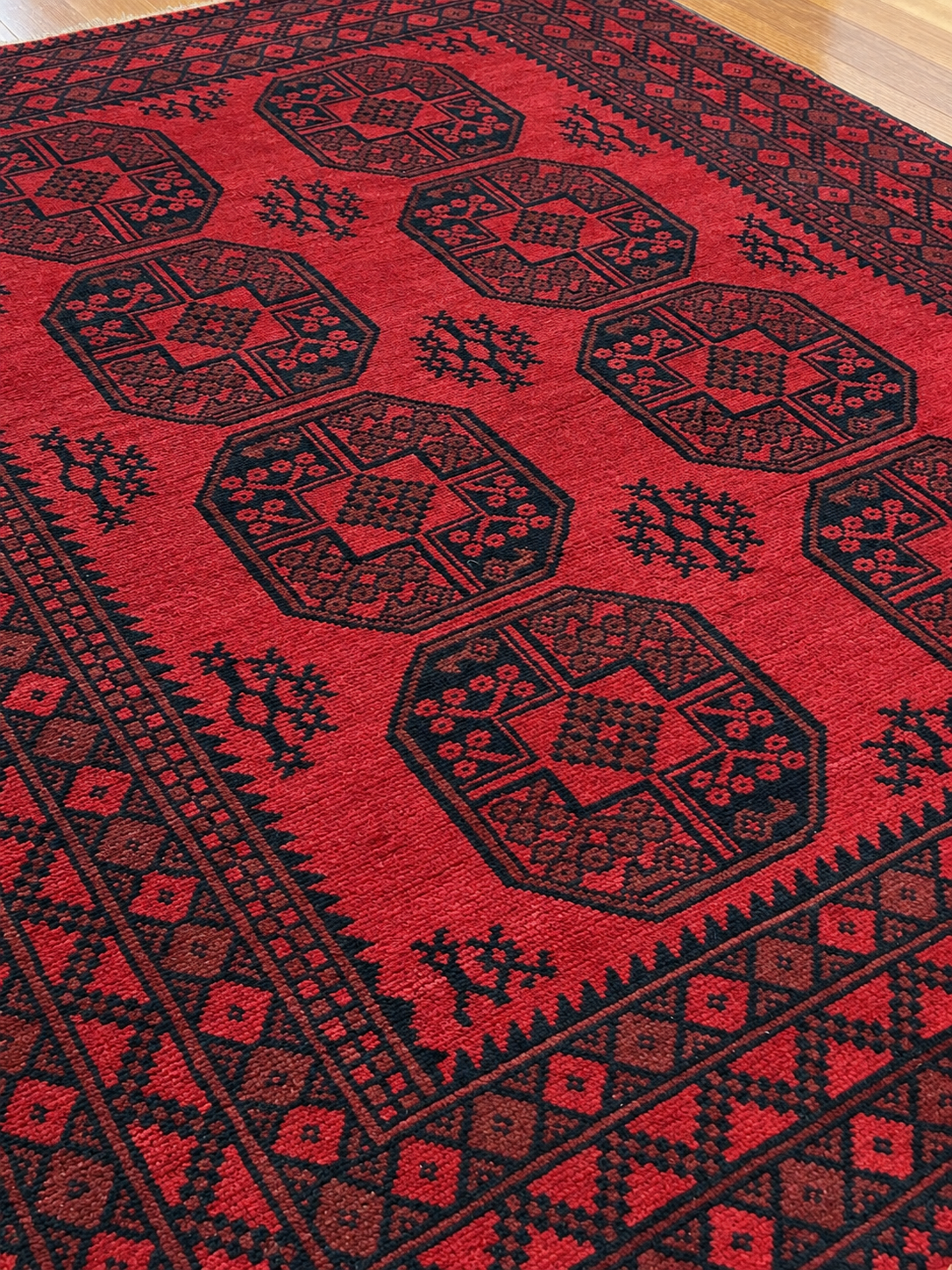 AFGHAN HAND-KNOTTED WOOL FIPA RUG (150 X 200 cm)