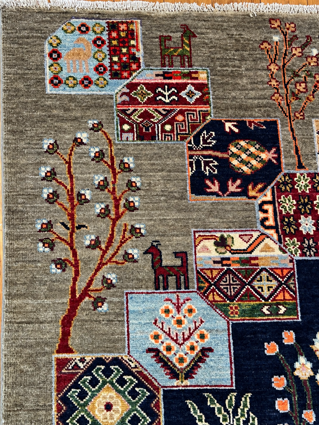 AFGHAN CHOBI WOOL TREE OF LIFE (120 x 180)