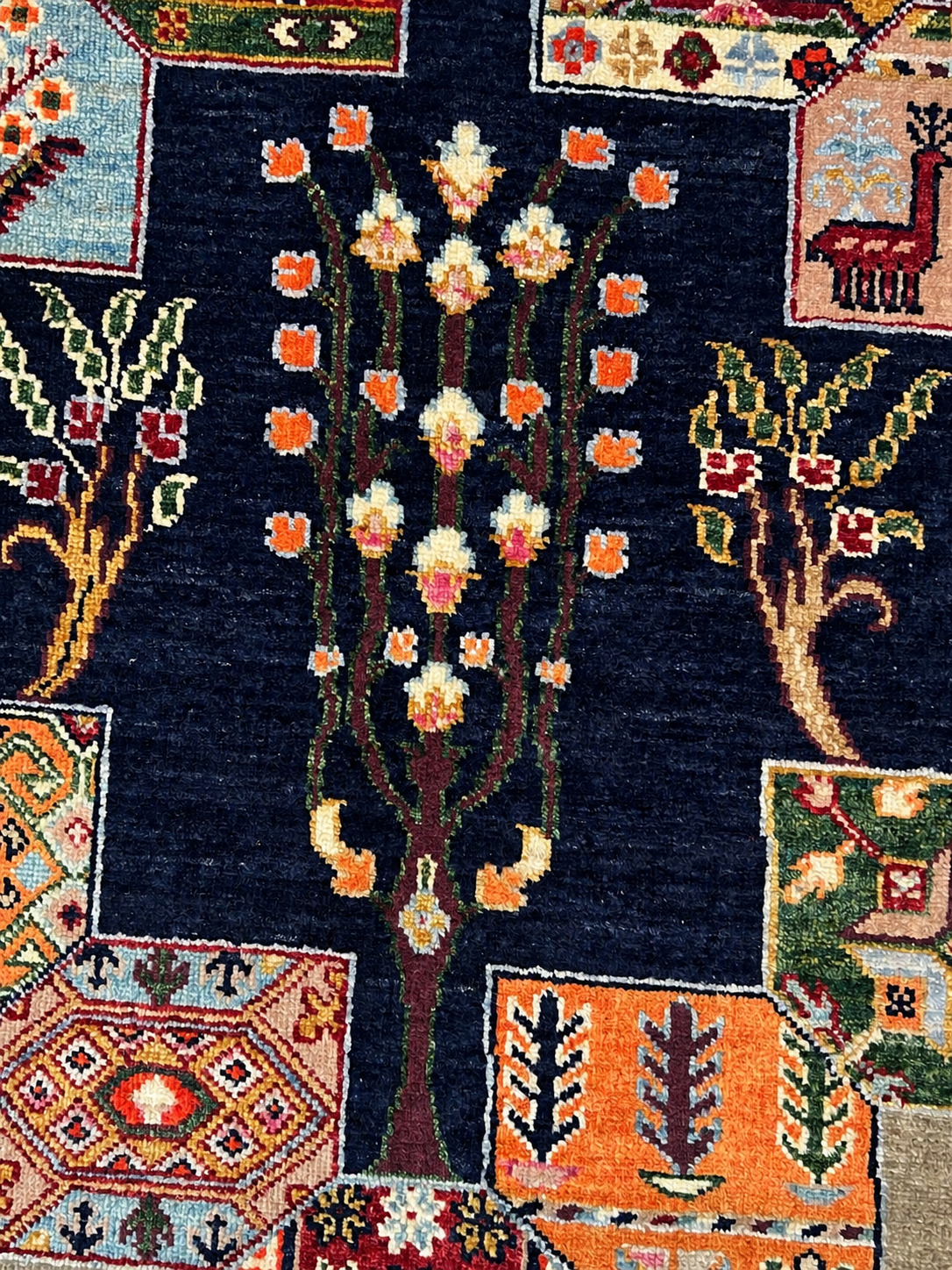 AFGHAN CHOBI WOOL TREE OF LIFE (120 x 180)