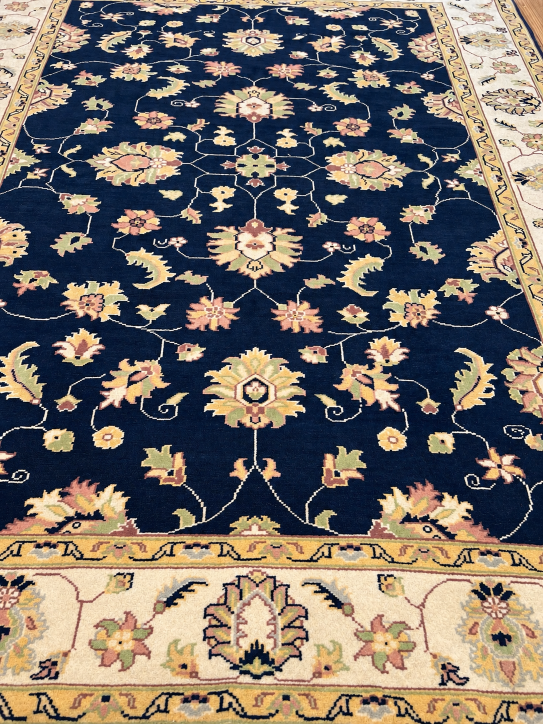 AFGHAN CHOBI HANDWOVEN  WOOL RUG (145 x 190 cm)