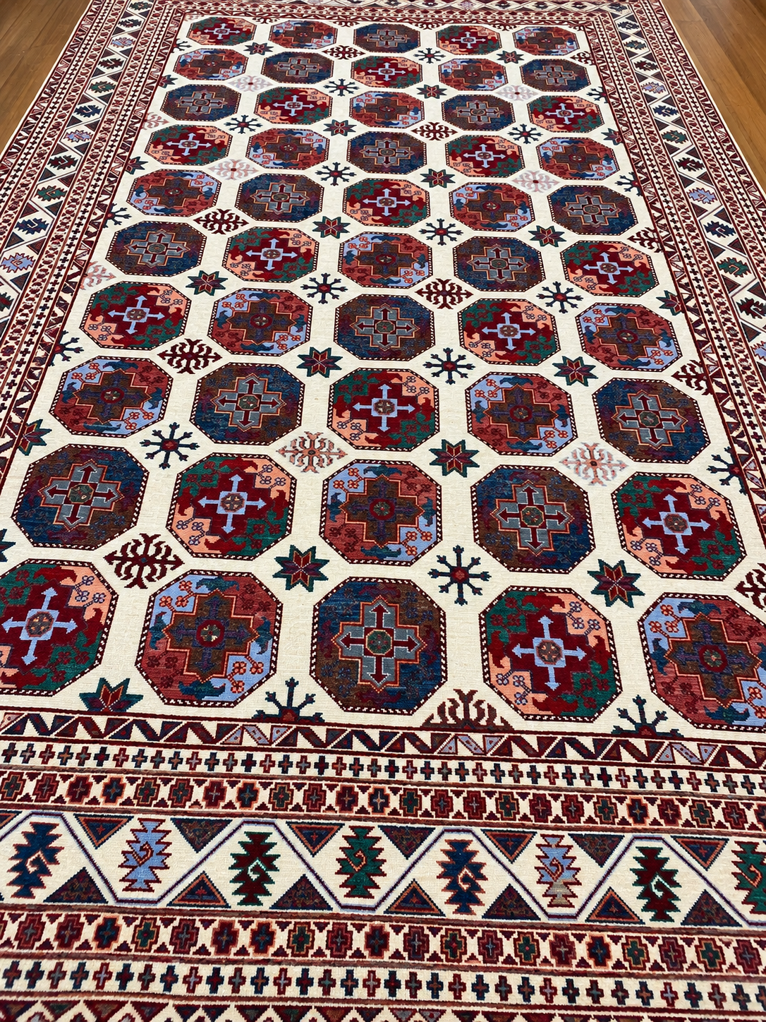 AFGHAN CHOBI HAND-KNOTTED WOOL RUG (200 x 300 cm)