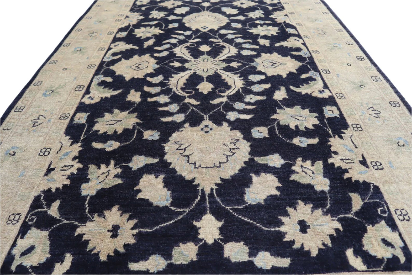 AFGHAN CHOBI HAND-KNOTTED (123 x 180 cm)